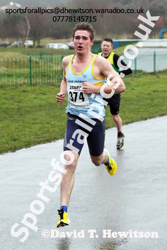 Charlie Pascoe (New Marske) during the senior mens Royal Signals Relays, Hetton. Photo: David T. Hewitson/Sports for All Pics